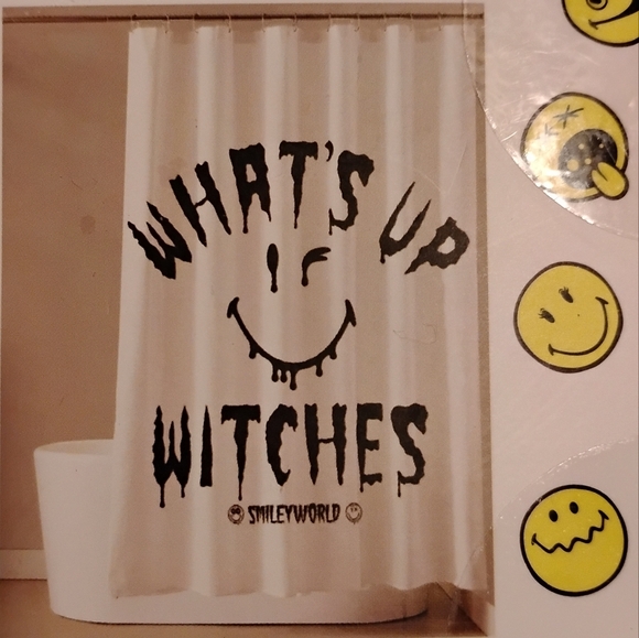 🆕 What's Up Witches Shower Curtain by Smiley World, NIP - Picture 1 of 6